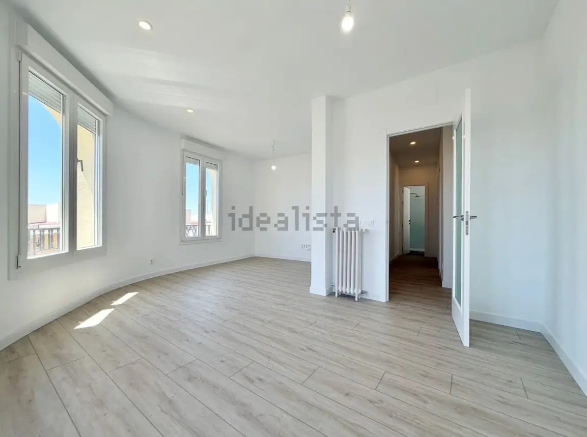Espectacular ático reformado de 180 m² con gran terraza en Argüelles - imagen 3