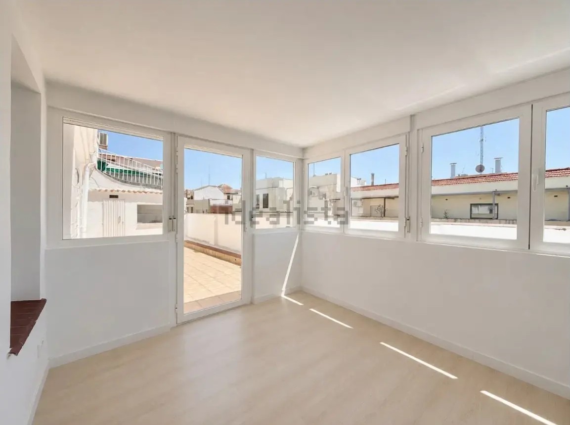 Espectacular ático reformado de 180 m² con gran terraza en Argüelles - imagen 5