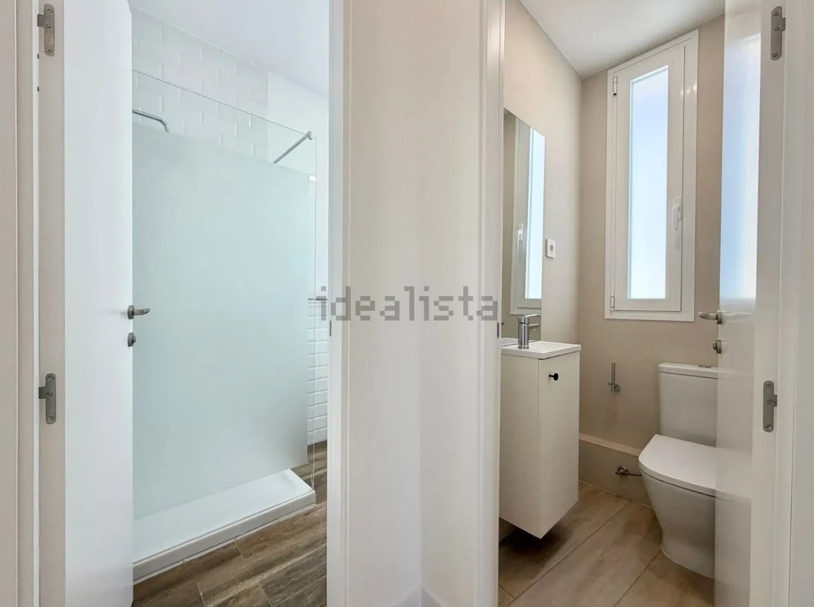 Espectacular ático reformado de 180 m² con gran terraza en Argüelles - imagen 22