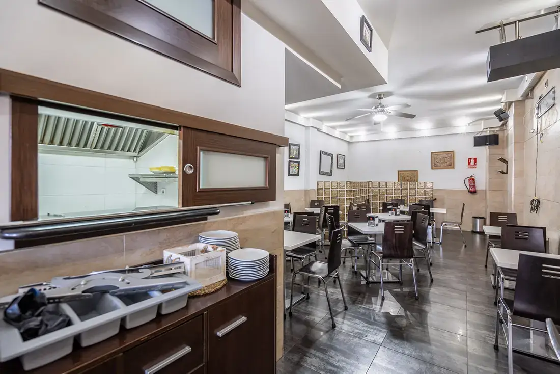Bar-restaurante con amplias terrazas en Mejorada del Campo - imagen 16