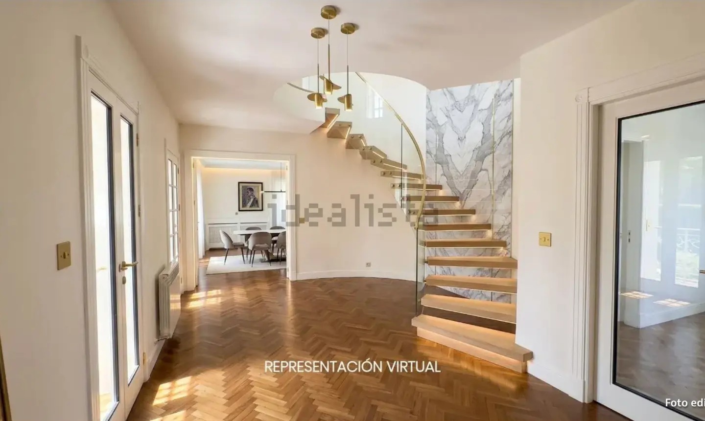 Chalet adosado de 360 m² con jardín en Parquelagos (Galapagar) - imagen 4