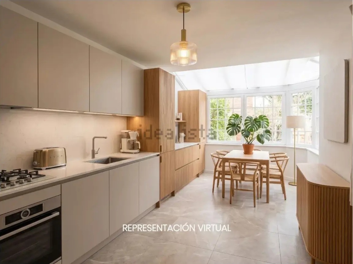 Chalet adosado de 360 m² con jardín en Parquelagos (Galapagar) - imagen 16