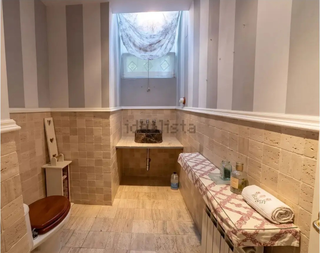 Chalet adosado de 360 m² con jardín en Parquelagos (Galapagar) - imagen 21
