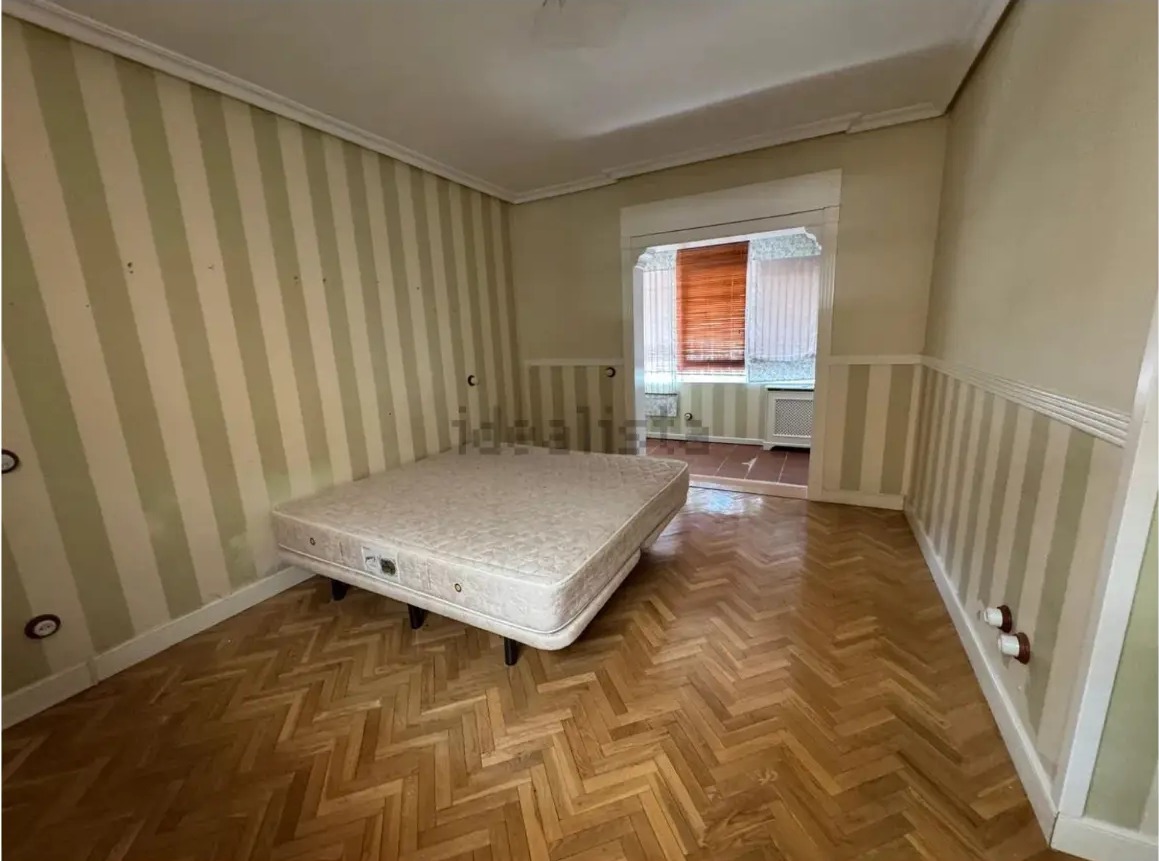 Chalet adosado de 360 m² con jardín en Parquelagos (Galapagar) - imagen 24
