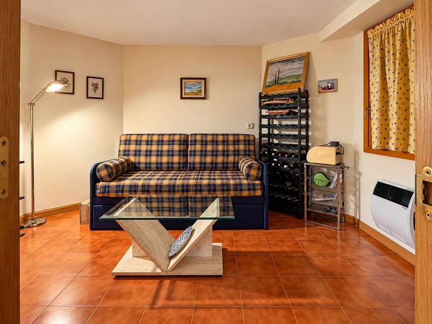 Chalet Levitt con jardín privado y piscina — 330 m² en El Pinar-Punta Galea · Las Rozas - imagen 14