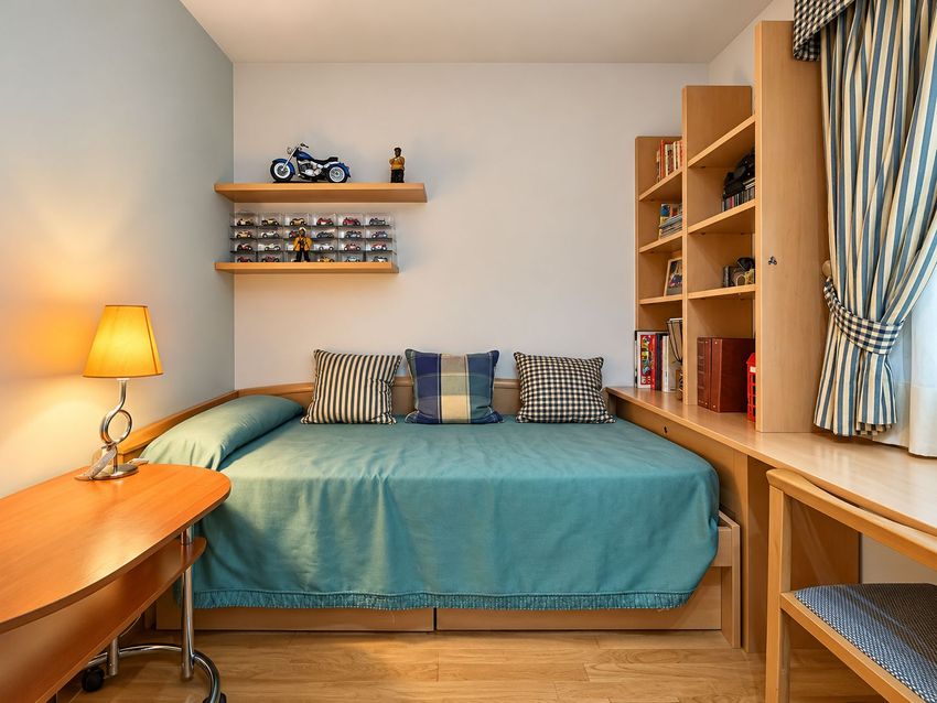 Chalet Levitt con jardín privado y piscina — 330 m² en El Pinar-Punta Galea · Las Rozas - imagen 46