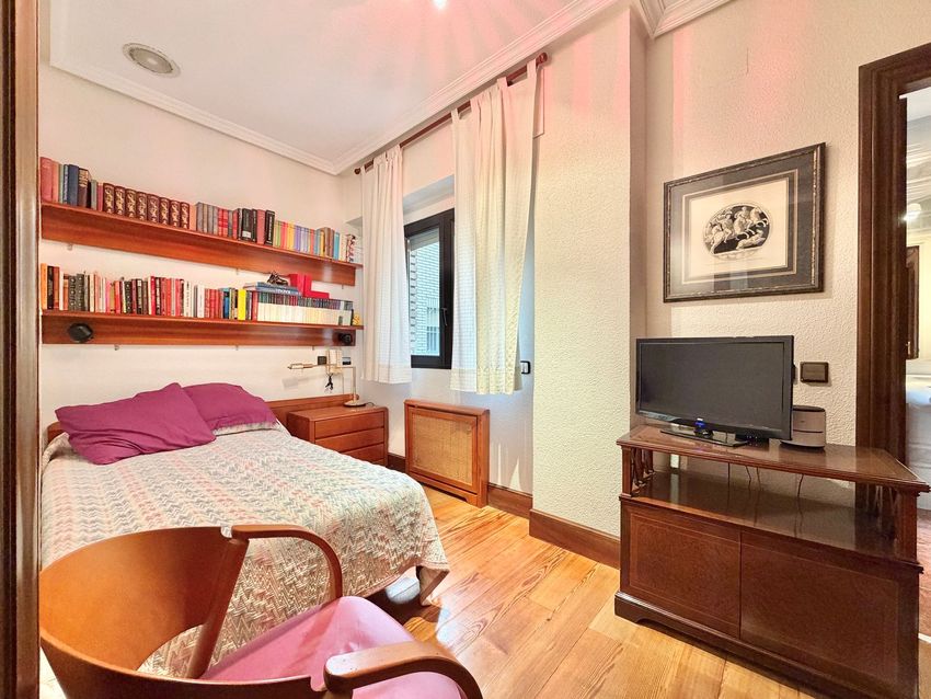 Espectacular vivienda exterior de más de 190 m² junto a la Castellana - imagen 7