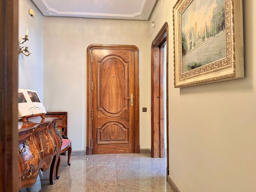 Espectacular vivienda exterior de más de 190 m² junto a la Castellana - imagen 10