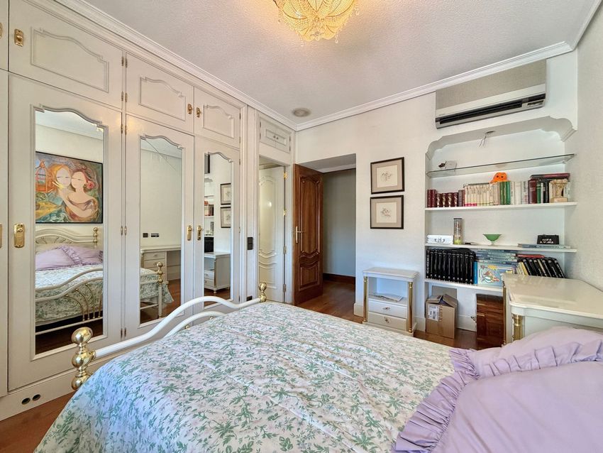 Espectacular vivienda exterior de más de 190 m² junto a la Castellana - imagen 28