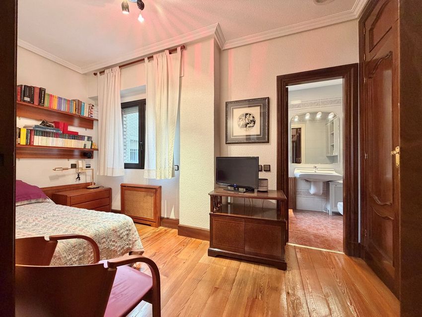 Espectacular vivienda exterior de más de 190 m² junto a la Castellana - imagen 31