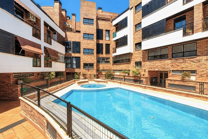 Piso exterior con gran terraza y vistas a la Sierra en urbanización privada · Collado Villalba - imagen 37