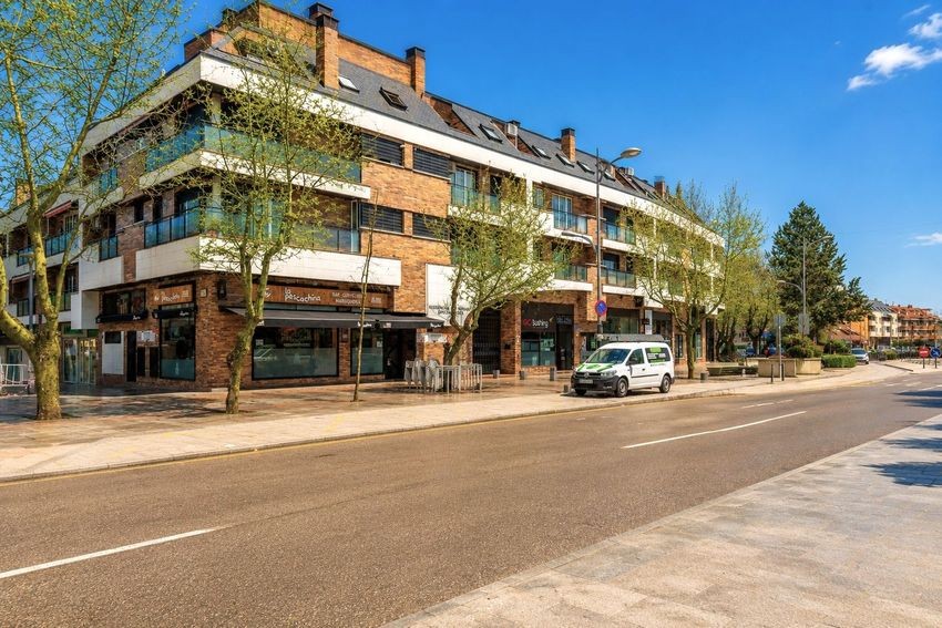 Piso exterior con gran terraza y vistas a la Sierra en urbanización privada · Collado Villalba - imagen 39