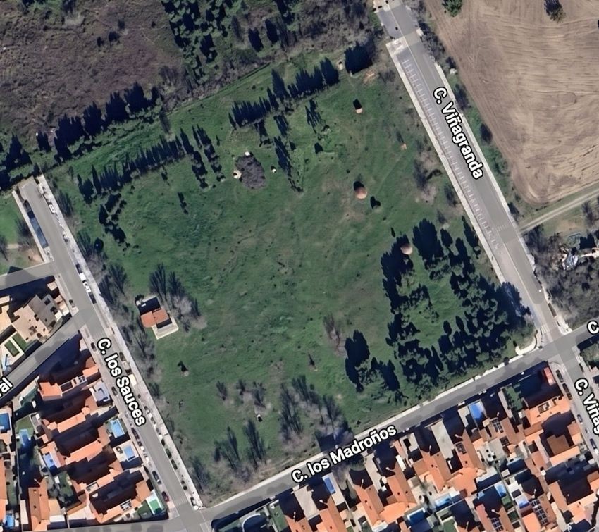 Suelo dotacional de 12.000 m² con proyecto de residencia de mayores · Cubas de la Sagra · vivienda en venta · Yolanda González