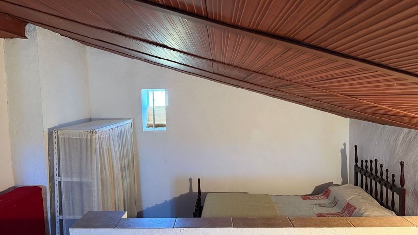 Hacienda Valverde — Finca rústica de 88 ha con cortijo, pozos y embalses · La Puebla de Guzmán (Huelva) - imagen 8