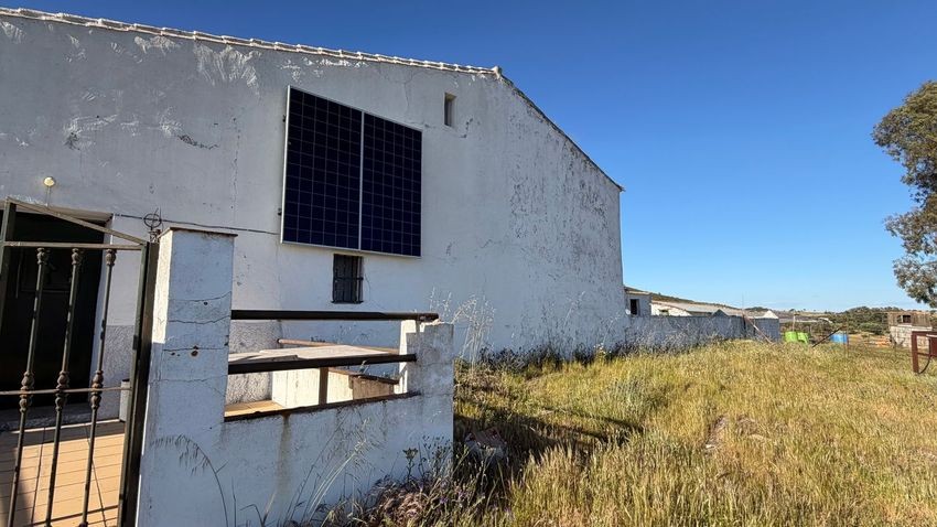 Hacienda Valverde — Finca rústica de 88 ha con cortijo, pozos y embalses · La Puebla de Guzmán (Huelva) - imagen 21