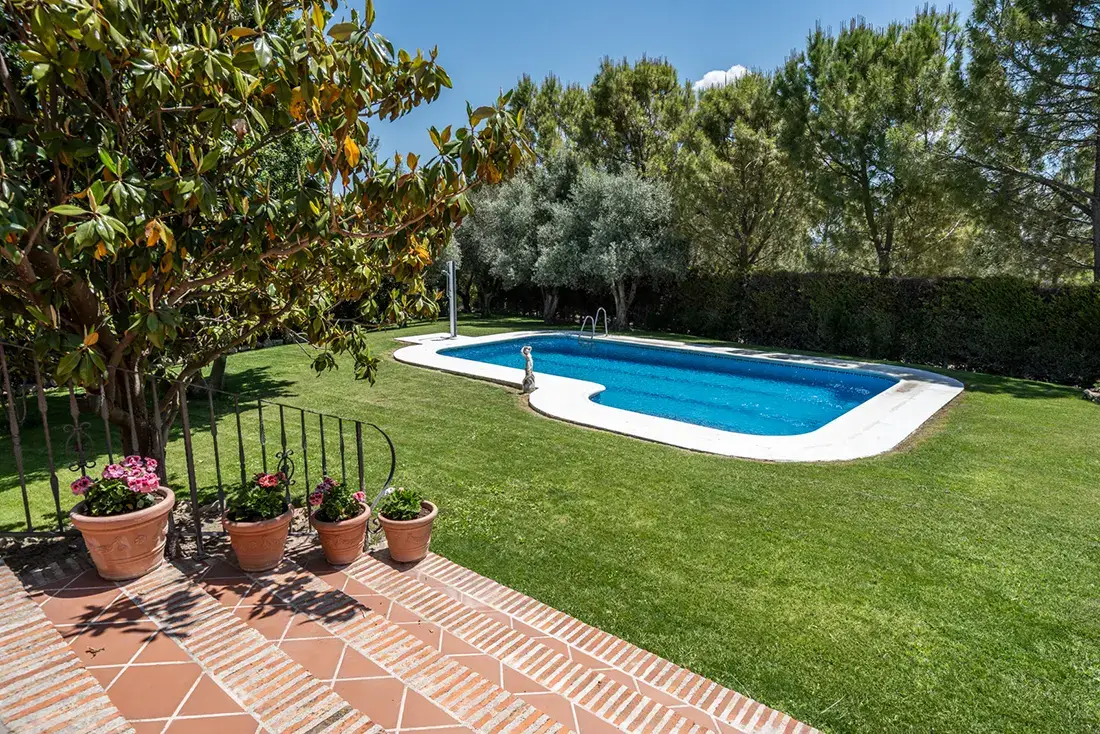 Finca de lujo de 4 ha con piscina y bodega en Valgrande · Chinchón - imagen 5