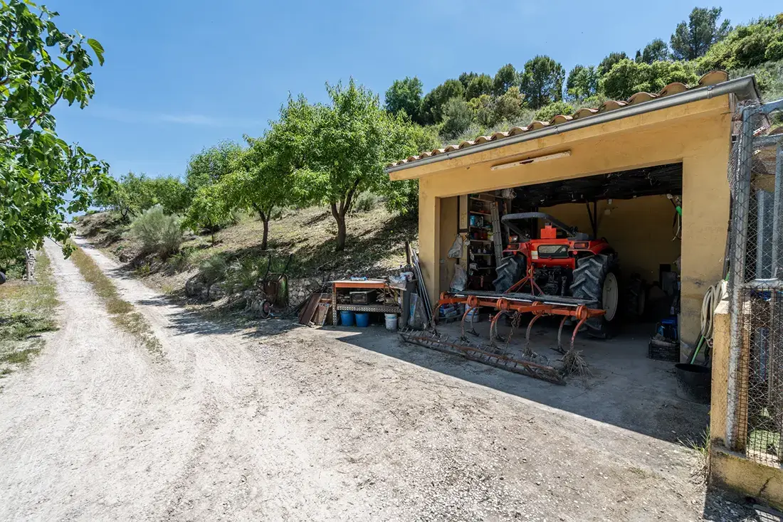 Finca de lujo de 4 ha con piscina y bodega en Valgrande · Chinchón - imagen 21