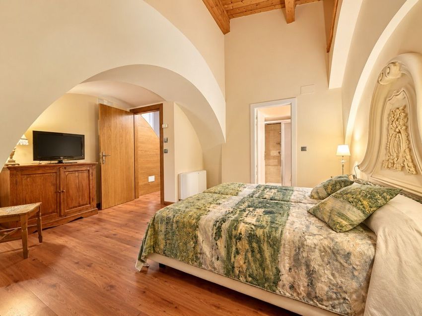 Palacio del siglo XVII completamente restaurado con hotel y restaurante en Segovia - imagen 23