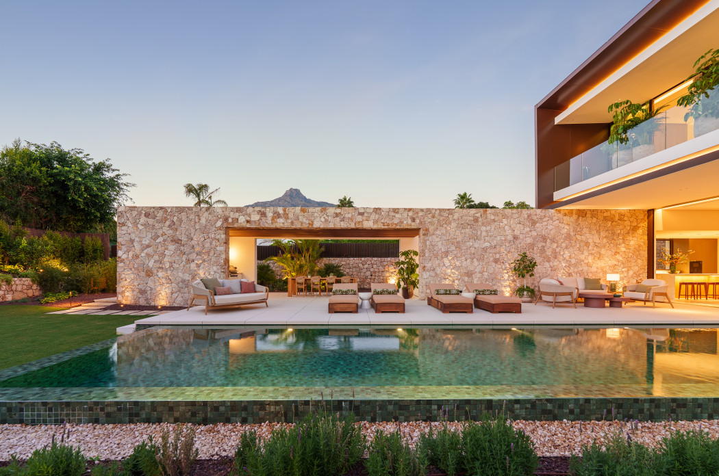 Villa Casa Cazorla — Lomas de Marbella Club, Golden Mile - imagen 2