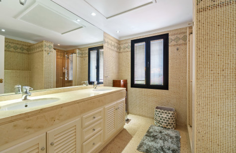 Villa Casa K — Puerto del Almendro, Benahavís - imagen 40