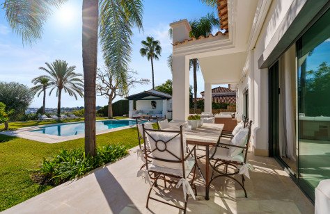 Villa La Perla — Haza del Conde, Nueva Andalucía - imagen 13