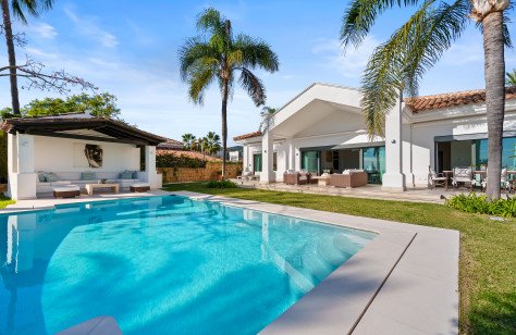 Villa La Perla — Haza del Conde, Nueva Andalucía - imagen 19
