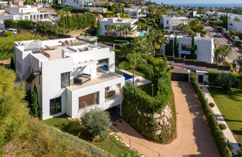 Villa Los Olivos 16 — Haza del Conde, Nueva Andalucía - imagen 28