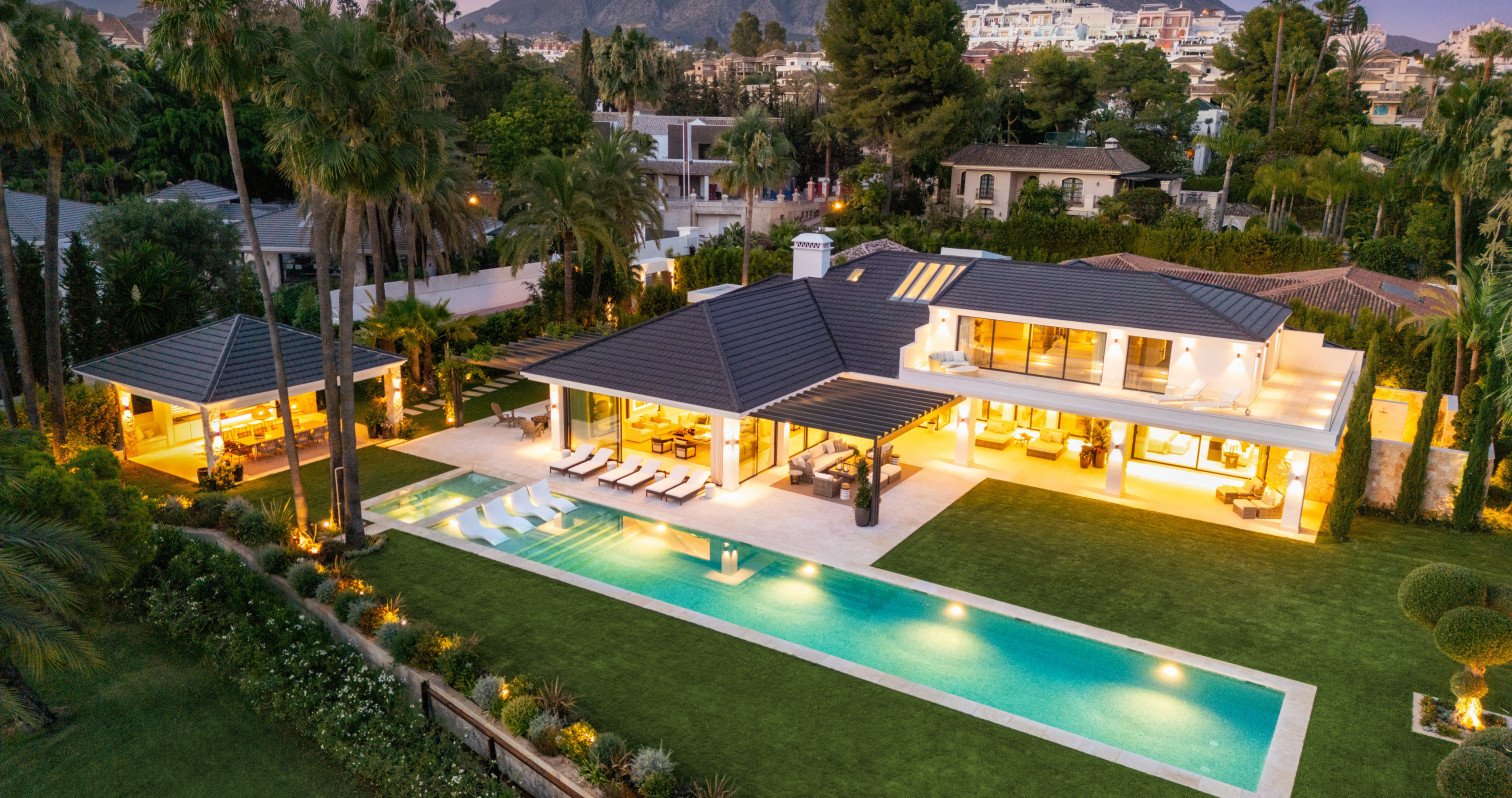 Villa Solstice — Las Brisas Golf, Nueva Andalucía · vivienda en venta en Madrid · Yolanda González