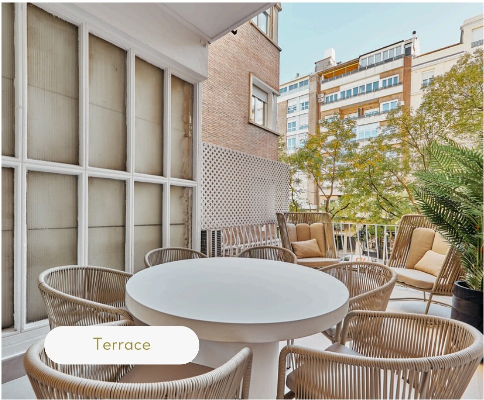 Amplio piso exterior de 219 m² en la Milla de Oro - imagen 2