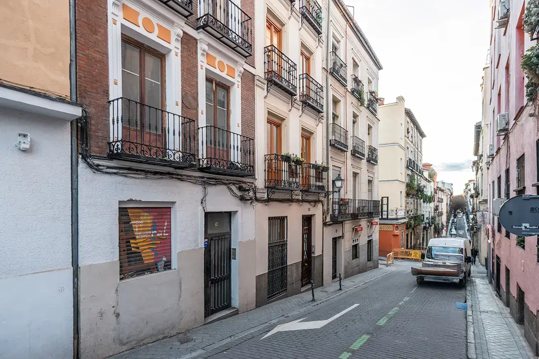 Piso luminoso con ascensor en Embajadores · Lavapiés - imagen 13
