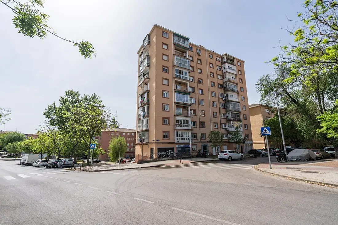 Piso exterior en Pueblo Nuevo · Ciudad Lineal - imagen 11