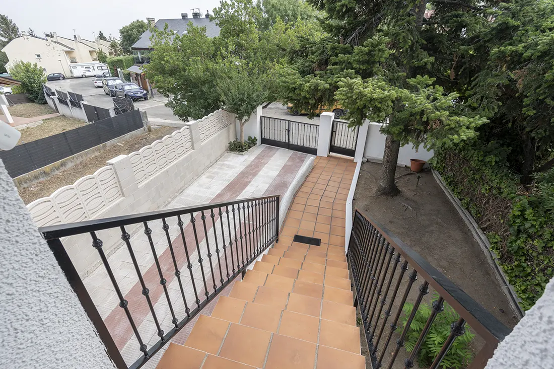 Chalet Adosado en Mataelpino, Madrid - imagen 25