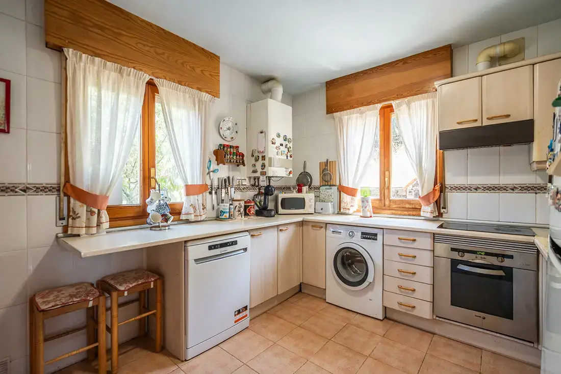 Chalet con parcela y vistas en venta en Manzanares El Real - imagen 10