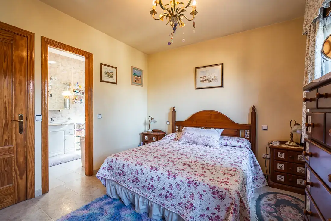 Chalet con parcela y vistas en venta en Manzanares El Real - imagen 27