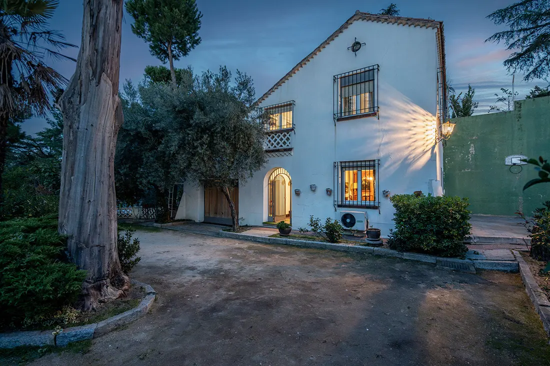 Chalet independiente en venta en Aravaca - imagen 2
