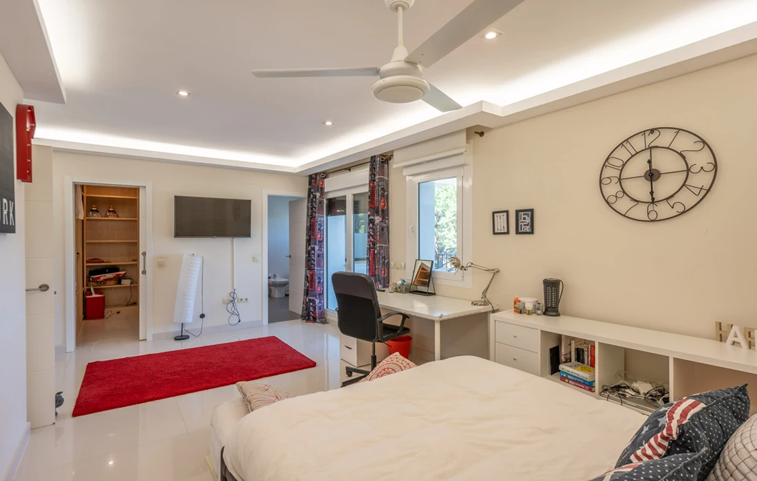 Chalet independiente en venta en Hoyo de Manzanares - imagen 10