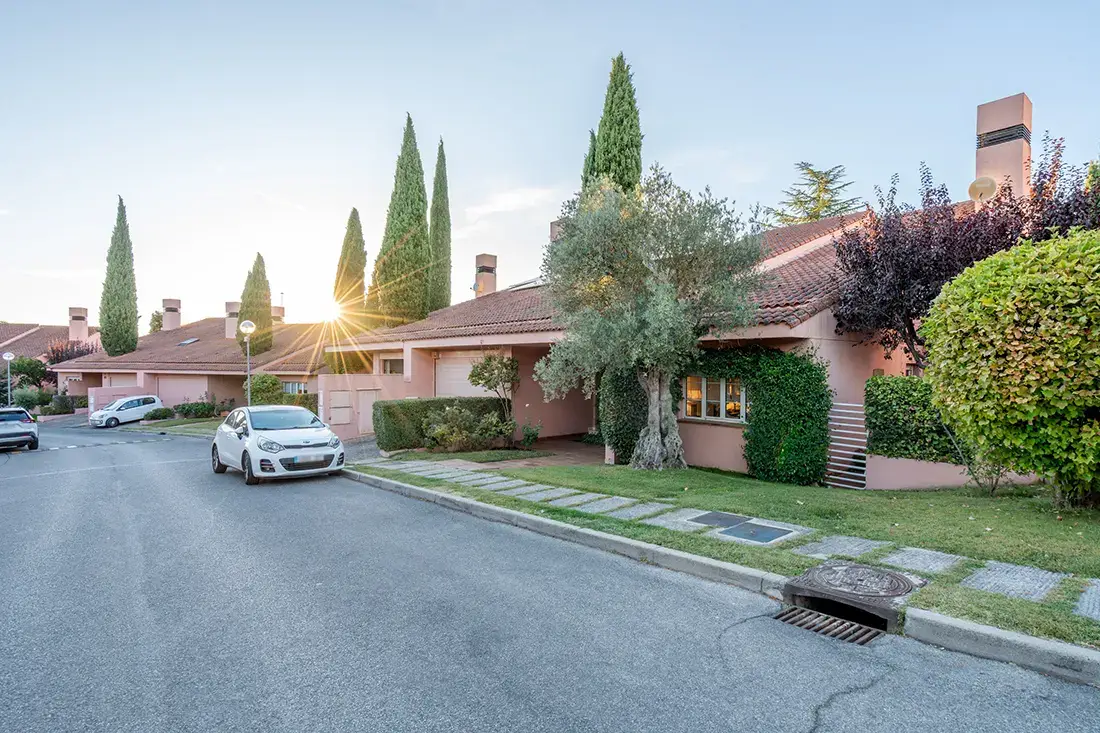 Chalet pareado en venta en Torrelodones · vivienda en venta en Madrid · Yolanda González