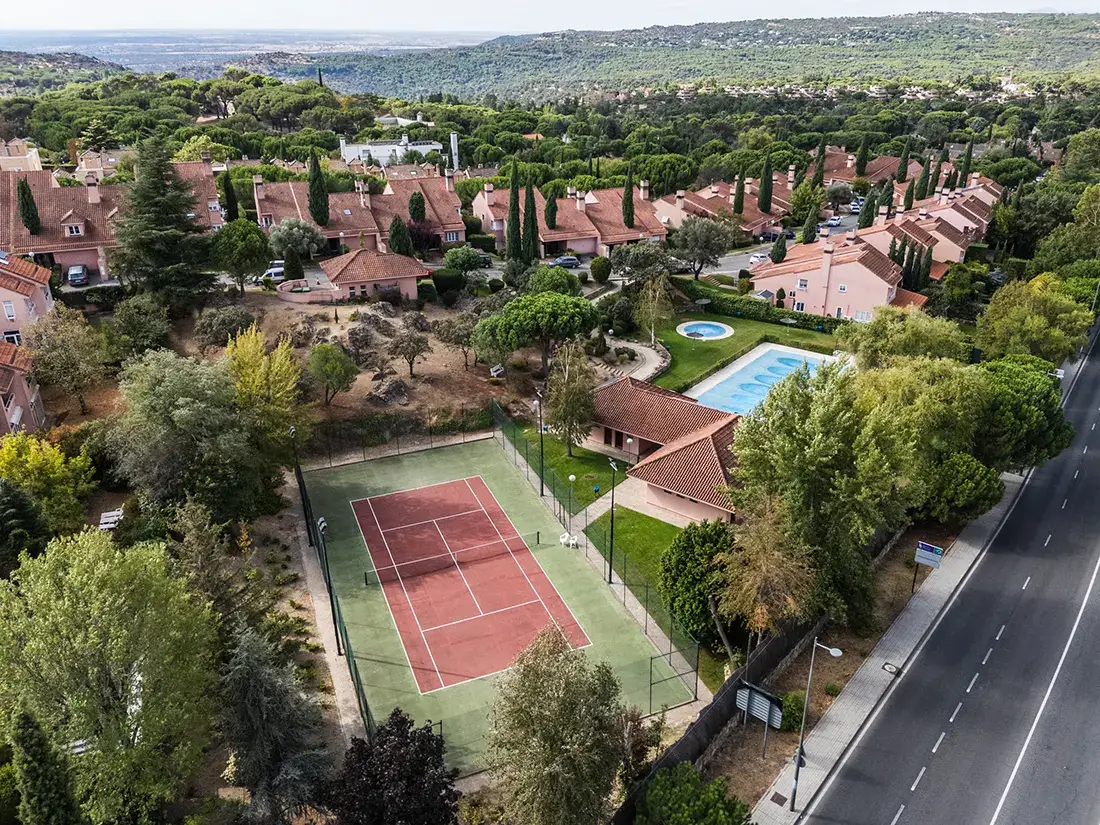 Chalet pareado en venta en Torrelodones - imagen 2