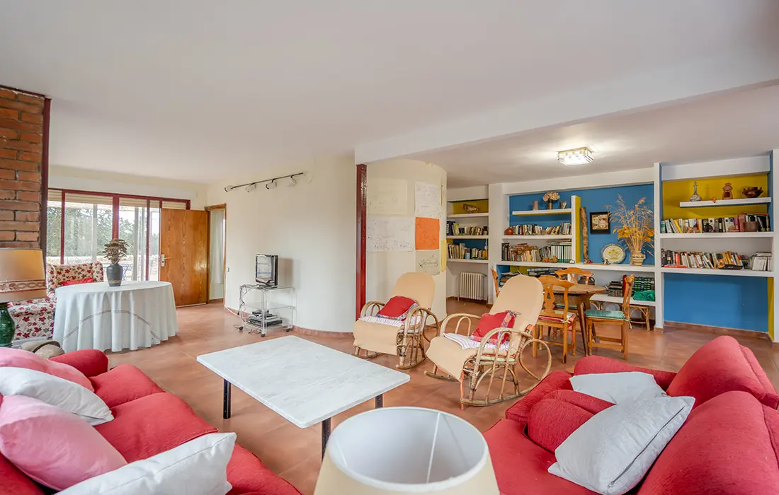 Casa Savoye: Una Residencia Única en Reajo del Roble, Navacerrada - imagen 8