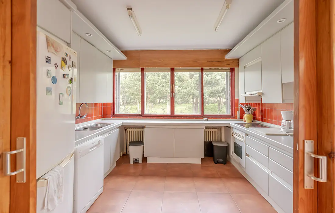 Casa Savoye: Una Residencia Única en Reajo del Roble, Navacerrada - imagen 10
