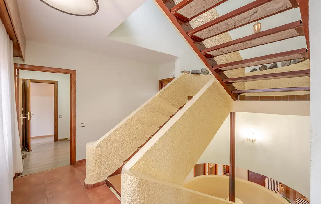 Casa Savoye: Una Residencia Única en Reajo del Roble, Navacerrada - imagen 24
