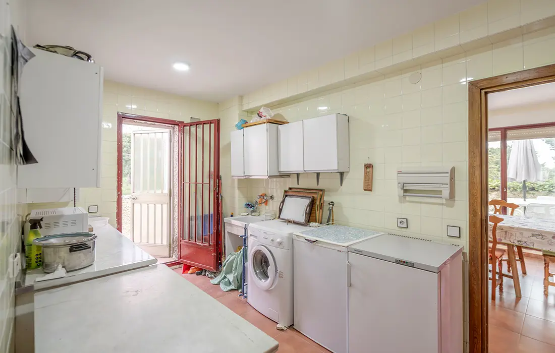 Casa Savoye: Una Residencia Única en Reajo del Roble, Navacerrada - imagen 34