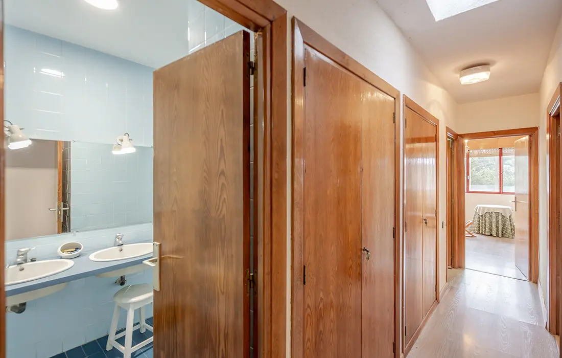Casa Savoye: Una Residencia Única en Reajo del Roble, Navacerrada - imagen 35