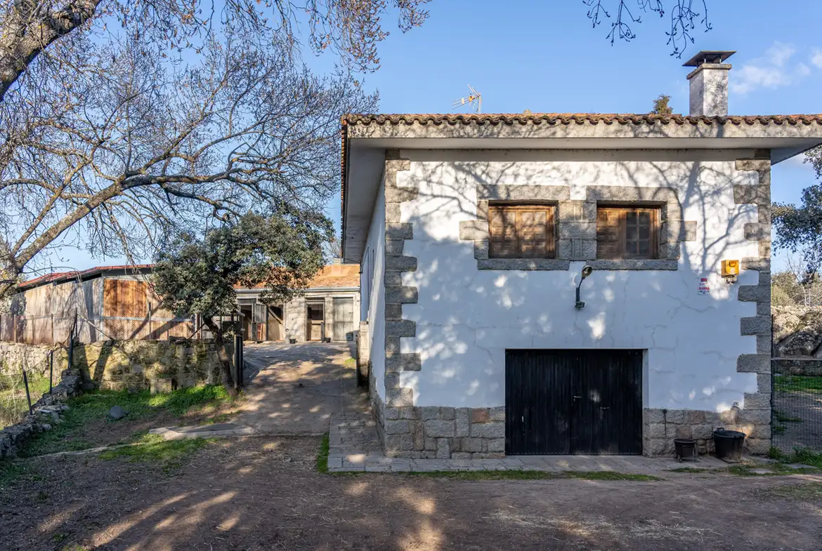 Finca con Caserón en Galapagar, Madrid. - imagen 23
