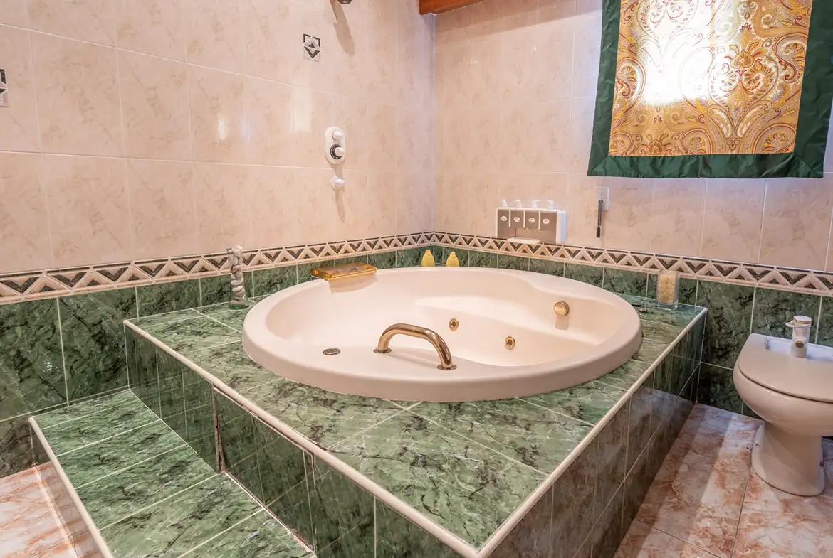 Finca con Caserón en Galapagar, Madrid. - imagen 36