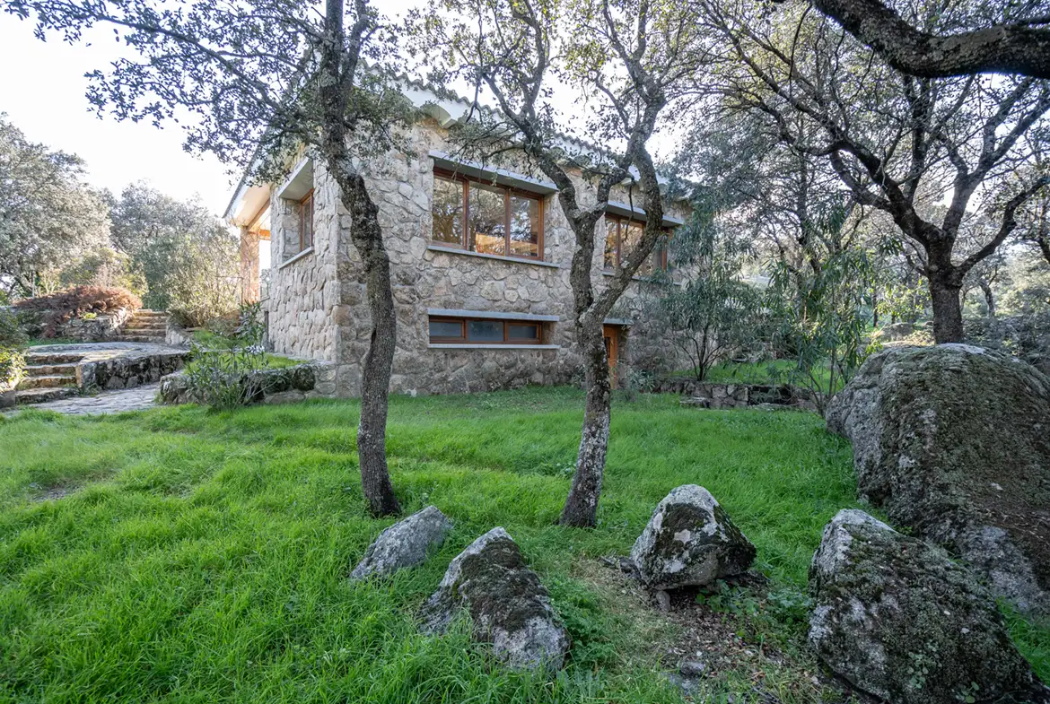 Finca con Caserón en Galapagar, Madrid. - imagen 40