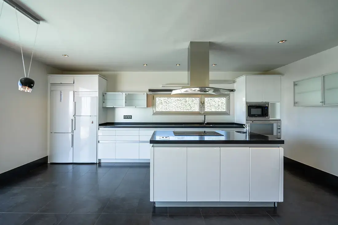 Chalet de Diseño Exclusivo en Las Rozas - imagen 6