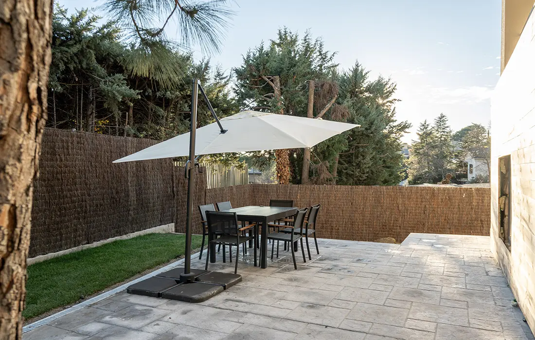 Chalet en venta en Av. Transversal, El Monte. - imagen 14