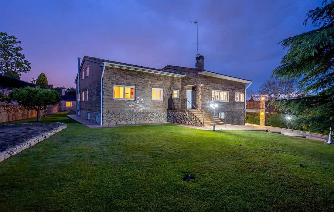 Chalet Independiente de Lujo en Venta en El Bosque, Madrid - imagen 6
