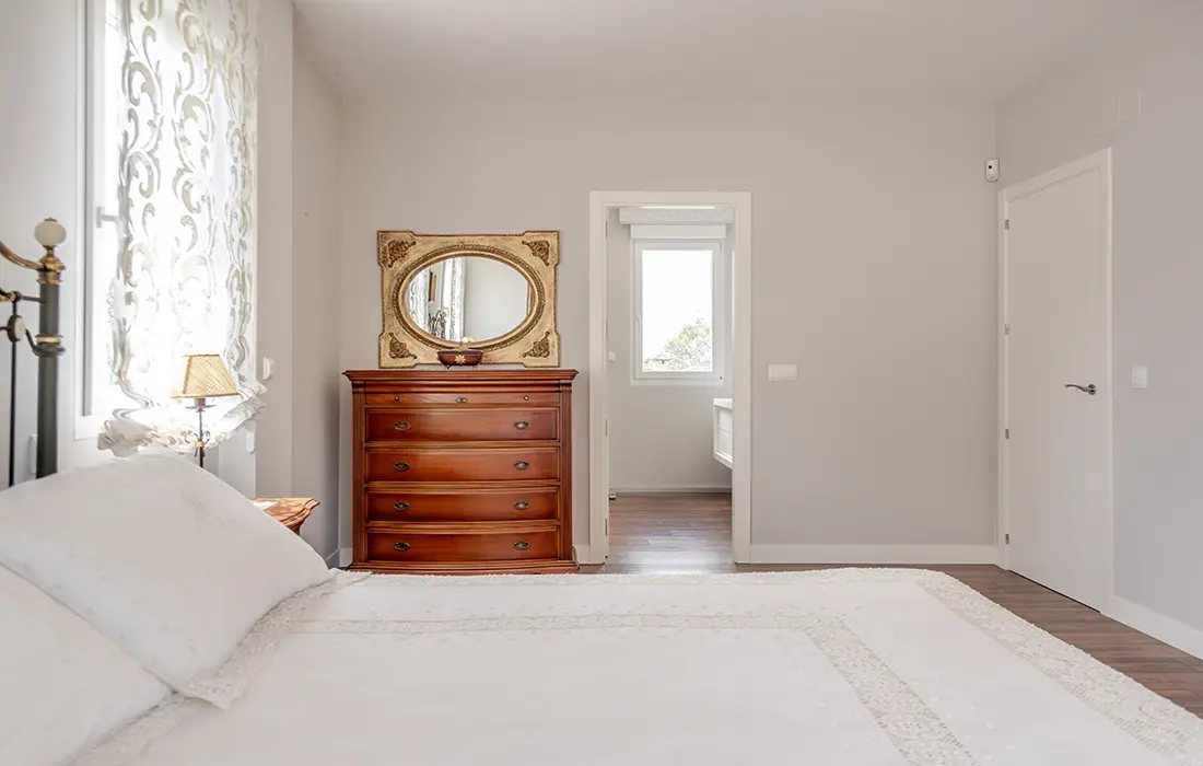 Chalet Independiente de Lujo en Venta en El Bosque, Madrid - imagen 24